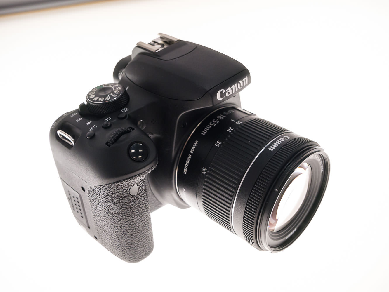 Обзор Canon EOS 800D